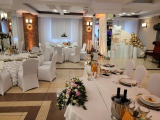 Hotel Przystanek Toruń*** & Restauracja Lokomotywa