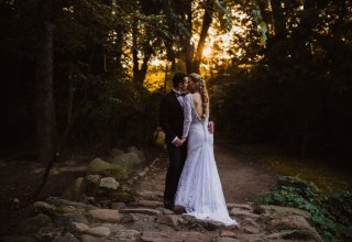 LIGHTLEAVES Dom Produkcyjny