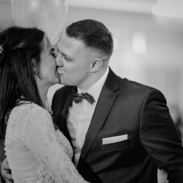 ENS Studio Filmowe Gdynia - Fotograf ślubny