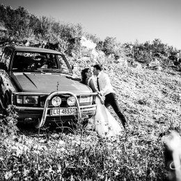 BezBrody Crew - Fotograf ślubny