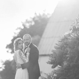 Agnieszka Szkabar - Fotograf ślubny