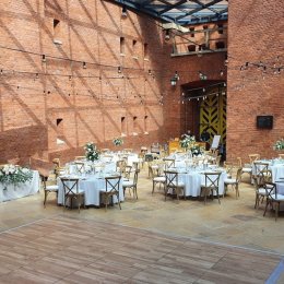 Wesele na kopcu - Sale weselne