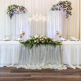 Pałac we Wróblewie - Sale weselne