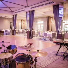 Sezony. Restauracja i Hotel - Sale weselne