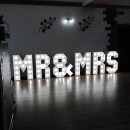 Cezar Centrum Bankietowe - Sale weselne