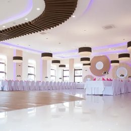 CZARDASZ Kompleks Bankietowo - Konferencyjny - Sale weselne