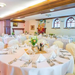 Hotel i Restauracja Dwa Księżyce - Sale weselne