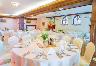 Hotel i Restauracja Dwa Księżyce