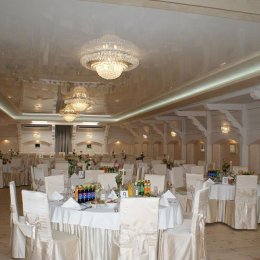 Dwór Anna - Sale weselne