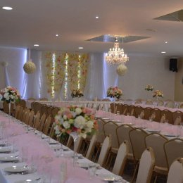 Dom Weselny Dwa Dęby - Sale weselne