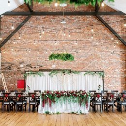 Stodoła w Bojanowie - Sale weselne