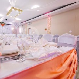 Centrum Konferencyjno - Wypoczynkowe Mróz - Sale weselne