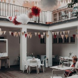 Dom Zabawy i Kultury - Sale weselne