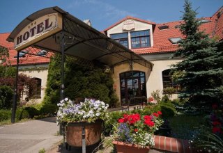 HOTEL RESTAURACJA MARIA