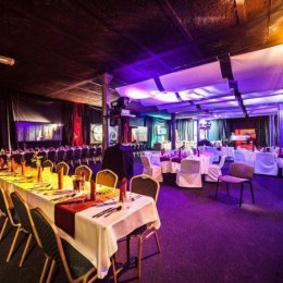 Centrum Kulturalno-Rozrywkowe Zaklęte Rewiry - Sale weselne