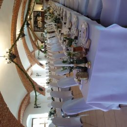 Folwark 1760 - Sale weselne