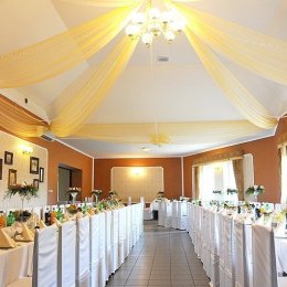 Zajazd na Rozdrożu - Sale weselne