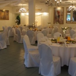 Restauracja Pod Rózami - Sale weselne