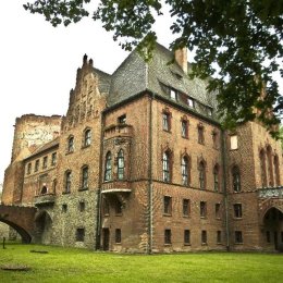 Zamek w Pęzinie - Sale weselne