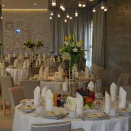 Restauracja Kaczory Deluxe - Sale weselne