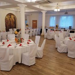 Dwór Dziekanów - Sale weselne