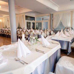 Wellnes & Spa "W Krainie Alicji" - Sale weselne