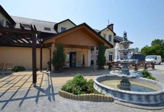 Hotel & Restauracja W starym kinie