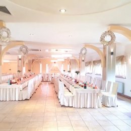 Dom Weselny w Seceminie - Sale weselne