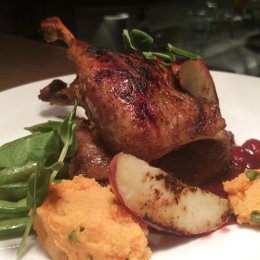 Secretariat Restaurant & Events - Sale weselne