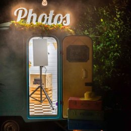 Coś na Imprezę Fotobudka w przyczepie - Fotobudka na wesele