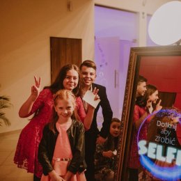 Fotobudka LUSTERKO Selfie Mirror Fotolustro - Fotobudka na wesele