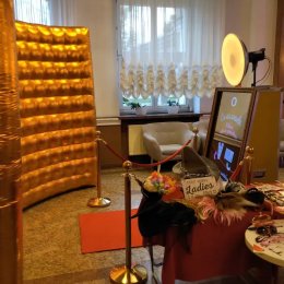 Impreza z lustrem - Fotobudka na wesele