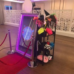 Fotolustro Crazy Mirror - Fotobudka na wesele