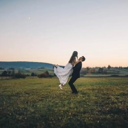 SKÓRSKIVIDEO - Kamerzysta na wesele