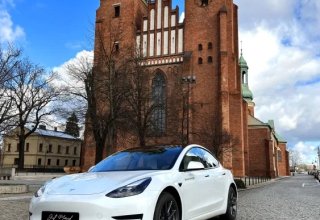 Bonus EV Rent - TESLA DO ŚLUBU