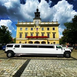 Centrum Limuzyn MEFI - Auto do ślubu