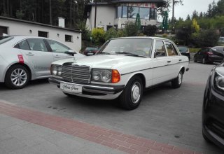 4Logic - Mercedes w123, Honda Legend Ka9