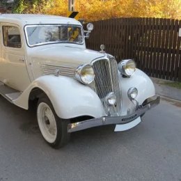 wynajem samochodów zabytkowych i limuzyn Excalibur Warszawa - Auto do ślubu