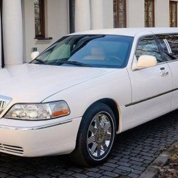 Zawiozę do ślubu Lincoln Car Town i Excalibur - Auto do ślubu