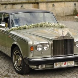 Rolls-Royce limuzyna z szoferem do ślubu - Auto do ślubu