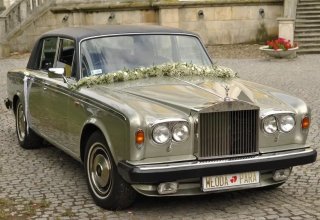 Rolls-Royce limuzyna z szoferem do ślubu