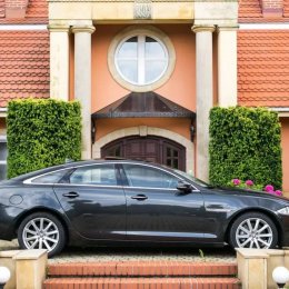 Jaguar XJ (samochód, limuzyna do ślubu, ale nie tylko) - Auto do ślubu