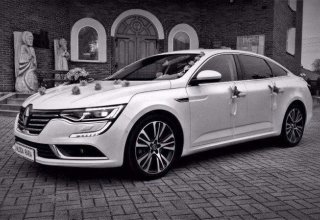 Auto do ślubu Talisman Initiale Paris