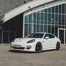 Auto do ślubu Porsche Panamera - Auto do ślubu