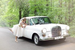 Mercedes W 110 Skrzydlak - Auto do ślubu