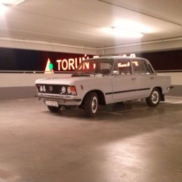 Fiat125 w Toruniu - Auto do ślubu