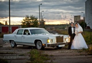 Sześcioosobowa zabytkowa limuzyna