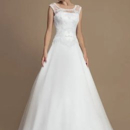 Salon Sukien Ślubnych Arvena - Suknie ślubne