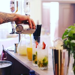 MOBILNE COCKTAIL BARY PIOTR CYRAN - Barman na wesele