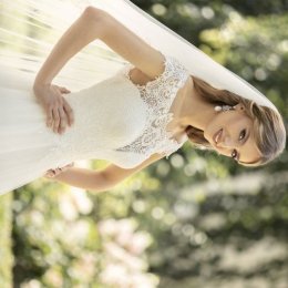 AGNES FASHION GROUP Salon Sukien Ślubnych - Bielsko Biała - Suknie ślubne